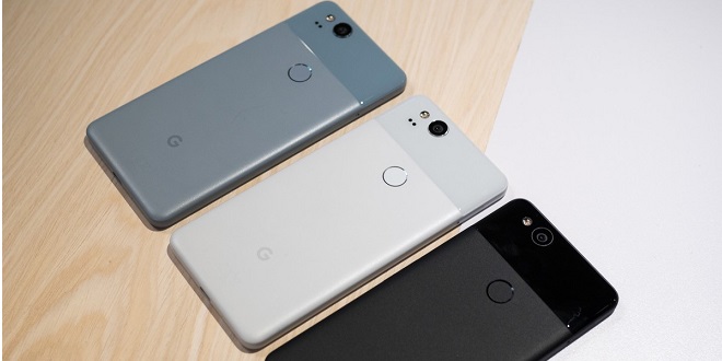Изображението показва телефоните Pixel2 в трите цвята в които се предлагат