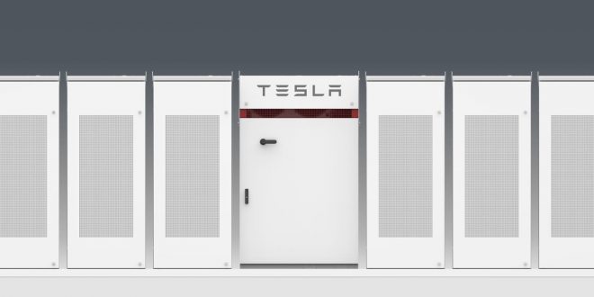 Заглавна картинка на статията "Огромната батерия Tesla Powerpacks е завършена и готова за тестове"